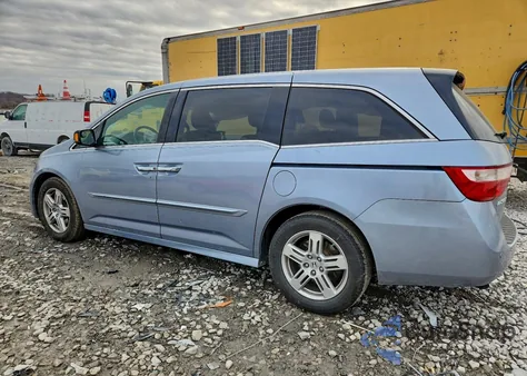 2012 Honda Odyssey Touring из США, поврежденный, VIN 5FNRL5H99CB091581